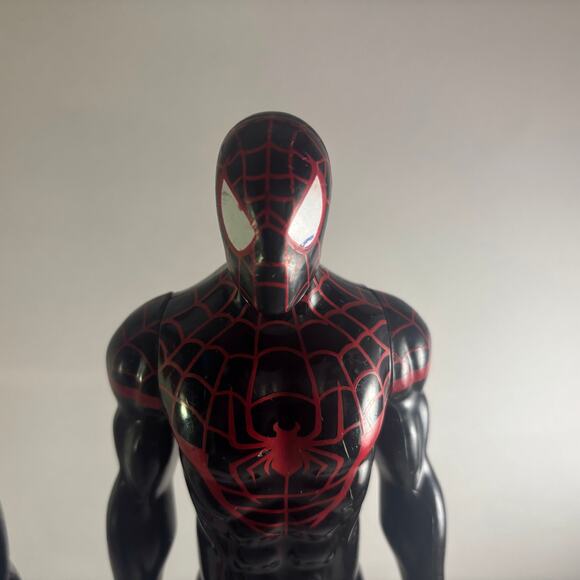 Marvel Titan Spider-Man and Electro 12" Action Figures 2013/2014 Lot of 3 - Picture 4 of 5